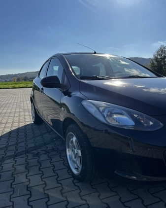 Mazda 2 cena 12900 przebieg: 195000, rok produkcji 2010 z Janikowo małe 137